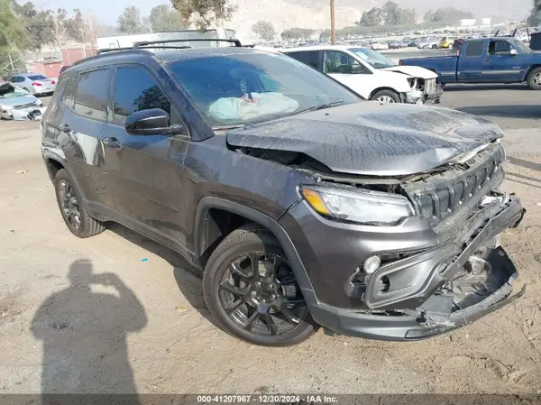 3C4NJDBB6NT227843 2022 JEEP COMPASS - Image 1