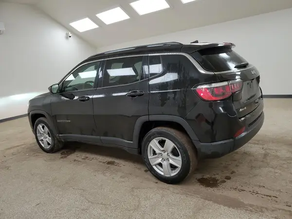 3C4NJDBB6NT230709 2022 JEEP COMPASS - Image 2