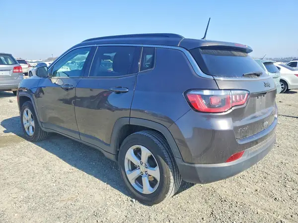 3C4NJDBB7HT618780 2017 JEEP COMPASS - Image 2