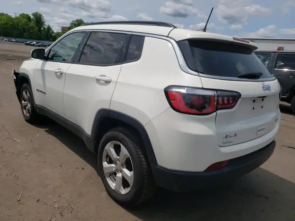 3C4NJDBB7HT627608 2017 JEEP COMPASS - Image 2