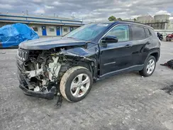 3C4NJDBB7HT665632 2017 JEEP COMPASS
