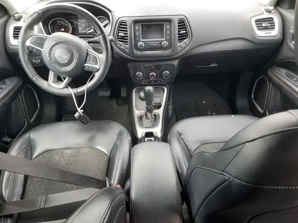 3C4NJDBB7HT670989 2017 JEEP COMPASS - Image 8