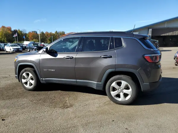 3C4NJDBB7HT692345 2017 JEEP COMPASS - Image 2