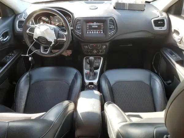 3C4NJDBB7HT692345 2017 JEEP COMPASS - Image 8