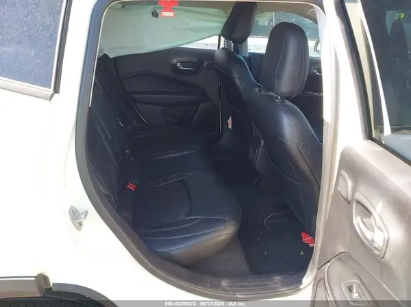 3C4NJDBB7JT104286 2018 JEEP COMPASS - Image 8