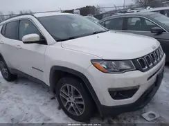 3C4NJDBB7JT112064 2018 JEEP COMPASS
