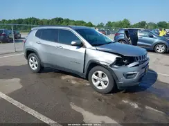 3C4NJDBB7JT112436 2018 JEEP COMPASS