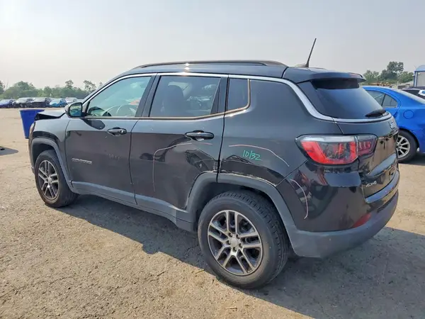3C4NJDBB7JT112727 2018 JEEP COMPASS - Image 2