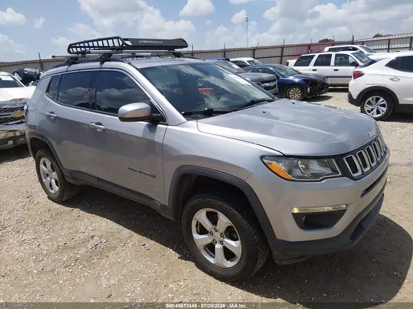 3C4NJDBB7JT114140 2018 JEEP COMPASS - Image 1