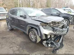 3C4NJDBB7JT114395 2018 JEEP COMPASS
