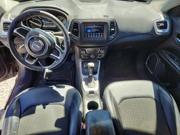 3C4NJDBB7JT114767 2018 JEEP COMPASS - Image 8