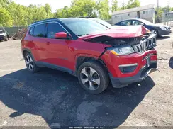 3C4NJDBB7JT131942 2018 JEEP COMPASS
