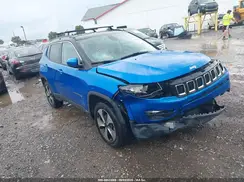 3C4NJDBB7JT140673 2018 JEEP COMPASS