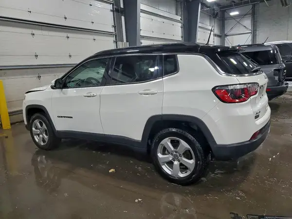 3C4NJDBB7JT142360 2018 JEEP COMPASS - Image 2
