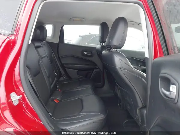 3C4NJDBB7JT145761 2018 JEEP COMPASS - Image 8
