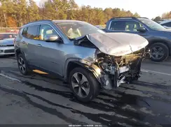 3C4NJDBB7JT175648 2018 JEEP COMPASS