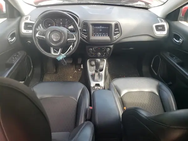 3C4NJDBB7JT200600 2018 JEEP COMPASS - Image 8