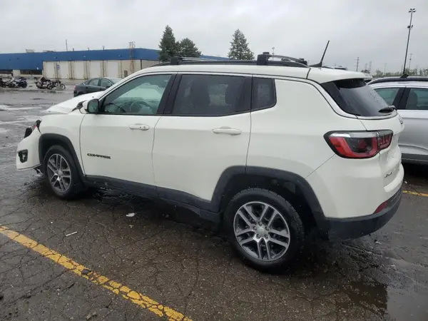 3C4NJDBB7JT238196 2018 JEEP COMPASS - Image 2