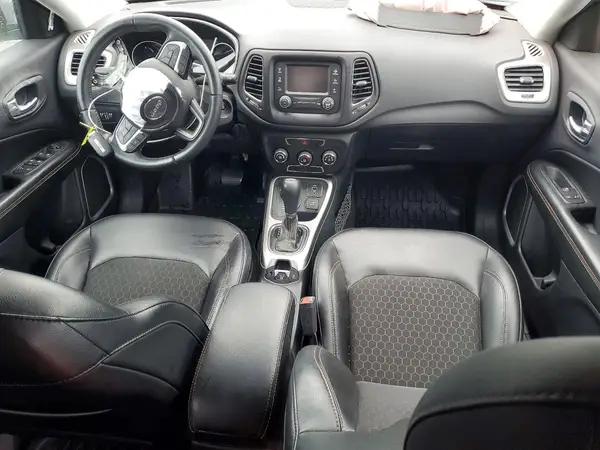 3C4NJDBB7JT245536 2018 JEEP COMPASS - Image 8