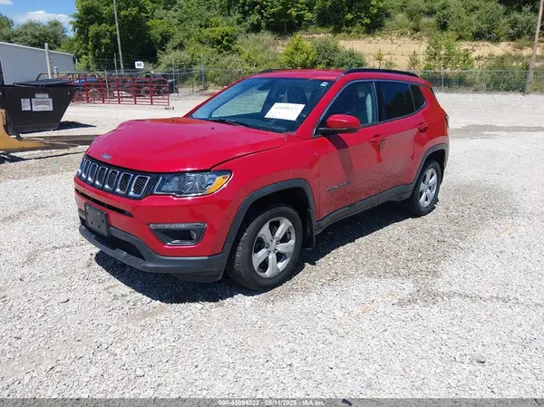 3C4NJDBB7JT245858 2018 JEEP COMPASS - Image 2