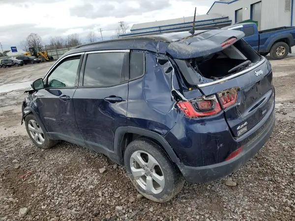 3C4NJDBB7JT262000 2018 JEEP COMPASS - Image 2