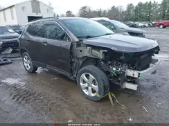 3C4NJDBB7JT281579 2018 JEEP COMPASS