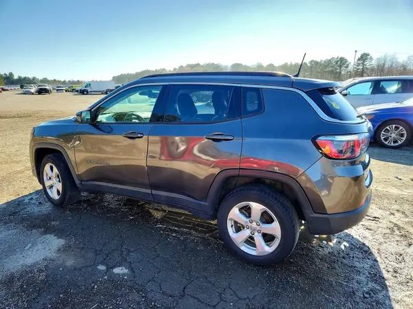 3C4NJDBB7JT284269 2018 JEEP COMPASS - Image 2