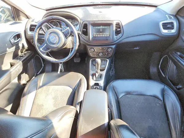 3C4NJDBB7JT284269 2018 JEEP COMPASS - Image 8