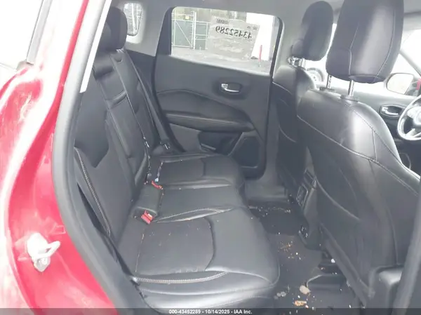 3C4NJDBB7JT314337 2018 JEEP COMPASS - Image 8