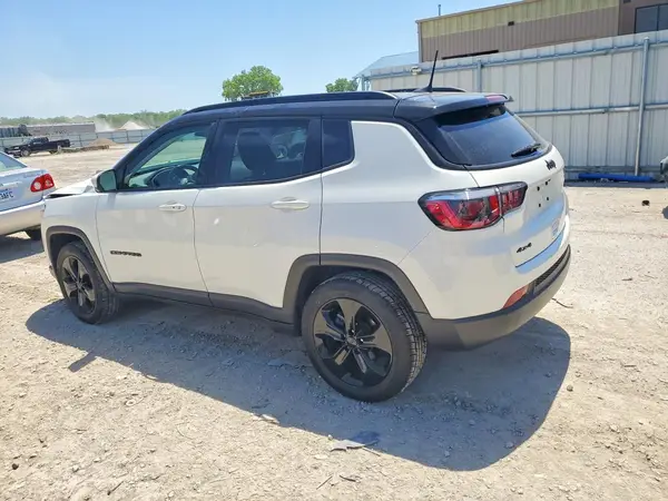 3C4NJDBB7JT315083 2018 JEEP COMPASS - Image 2