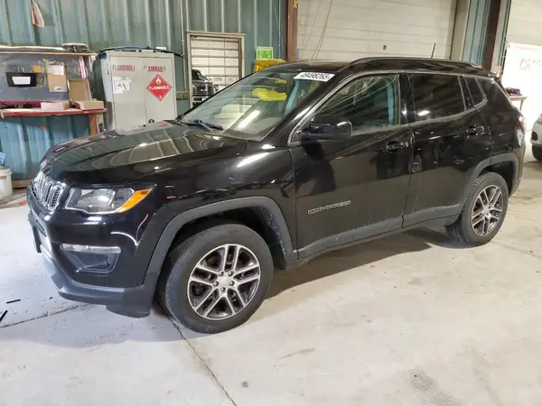 3C4NJDBB7JT320932 2018 JEEP COMPASS - Image 1