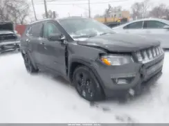 3C4NJDBB7JT325497 2018 JEEP COMPASS