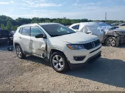 3C4NJDBB7JT325936 2018 JEEP COMPASS