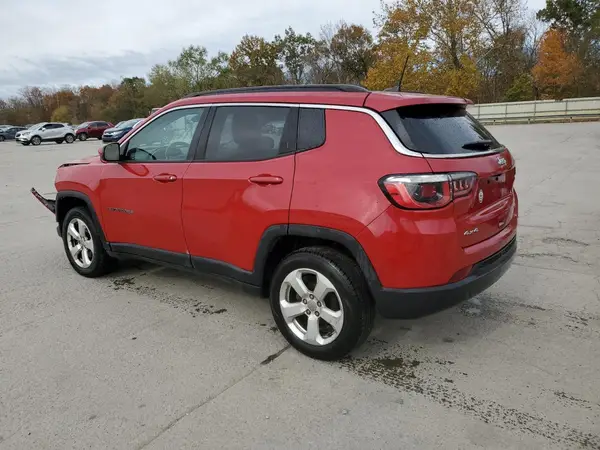 3C4NJDBB7JT349590 2018 JEEP COMPASS - Image 2