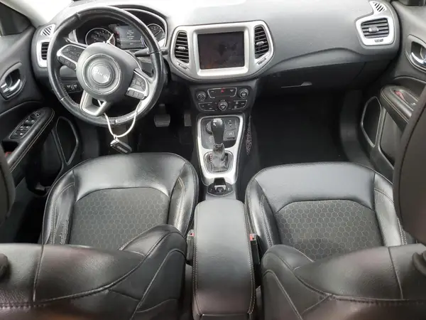 3C4NJDBB7JT349590 2018 JEEP COMPASS - Image 8