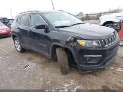 3C4NJDBB7JT373582 2018 JEEP COMPASS
