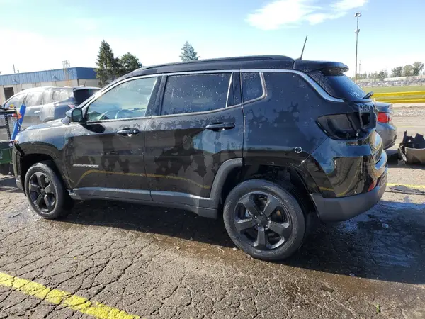 3C4NJDBB7JT399499 2018 JEEP COMPASS - Image 2