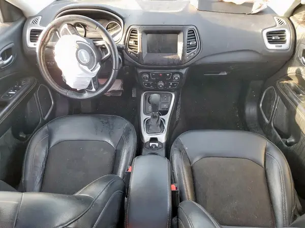 3C4NJDBB7JT401817 2018 JEEP COMPASS - Image 8