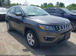 3C4NJDBB7JT435689 2018 JEEP COMPASS