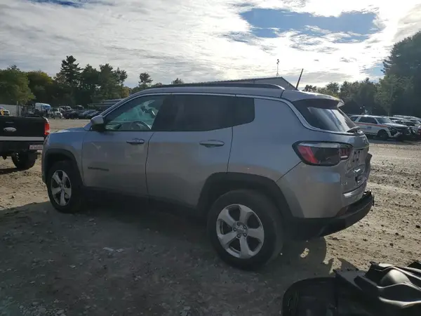 3C4NJDBB7JT436938 2018 JEEP COMPASS - Image 2