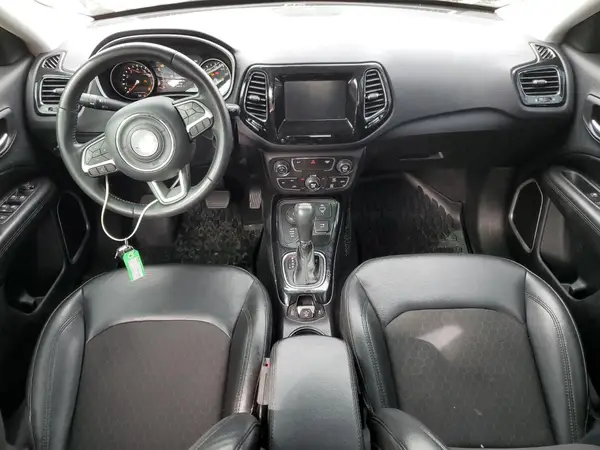 3C4NJDBB7JT453383 2018 JEEP COMPASS - Image 8