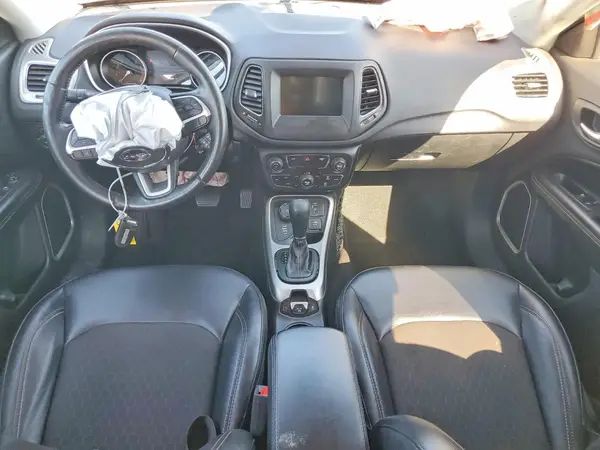 3C4NJDBB7JT456834 2018 JEEP COMPASS - Image 8