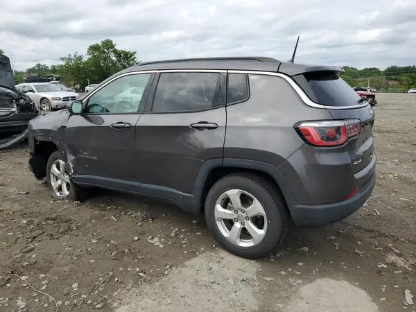 3C4NJDBB7JT481197 2018 JEEP COMPASS - Image 2