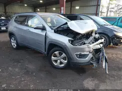 3C4NJDBB7JT483869 2018 JEEP COMPASS