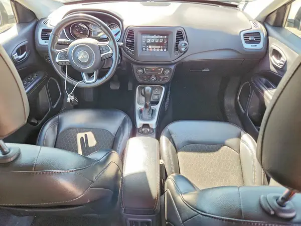 3C4NJDBB7JT485606 2018 JEEP COMPASS - Image 8