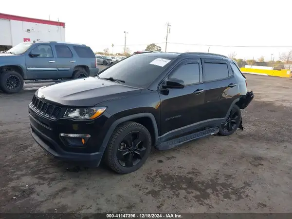 3C4NJDBB7KT595637 2019 JEEP COMPASS - Image 2