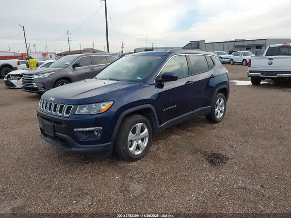 3C4NJDBB7KT596903 2019 JEEP COMPASS - Image 2