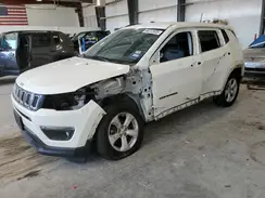 3C4NJDBB7KT597632 2019 JEEP COMPASS