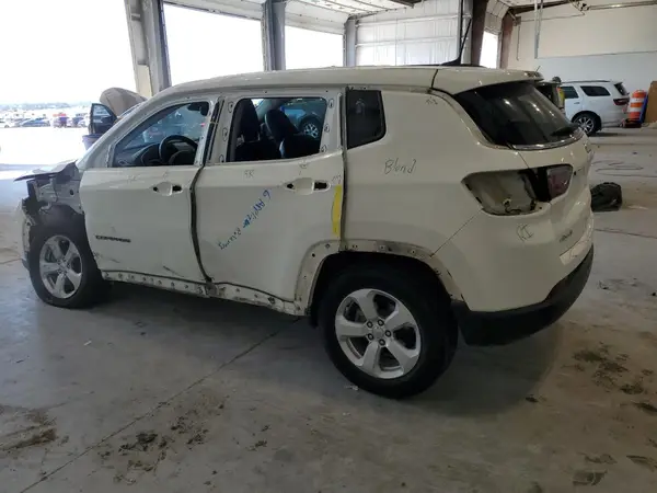 3C4NJDBB7KT597632 2019 JEEP COMPASS - Image 2