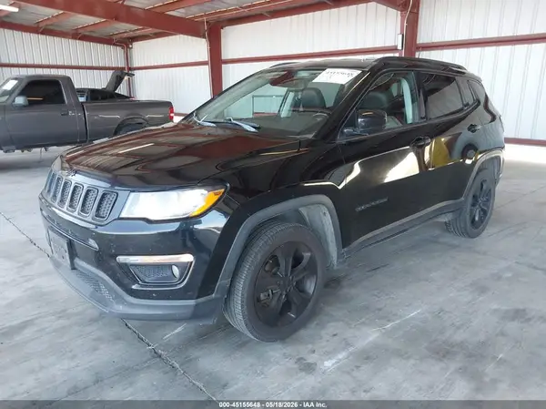 3C4NJDBB7KT600738 2019 JEEP COMPASS - Image 2